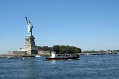 04-02 Statue Of Liberty And Liberty Island From Cruise Ship.jpg